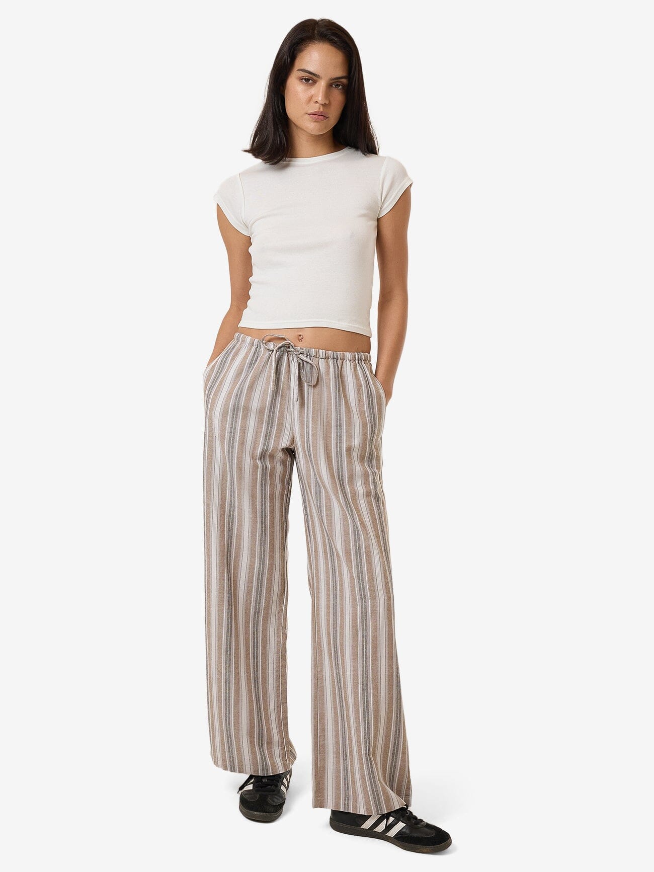 Unlocked Drawstring Pant - Breen 4