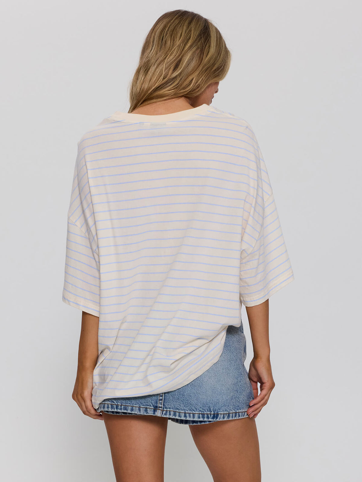 Coastal Slouch Tee - Placid Blue Stripe 4