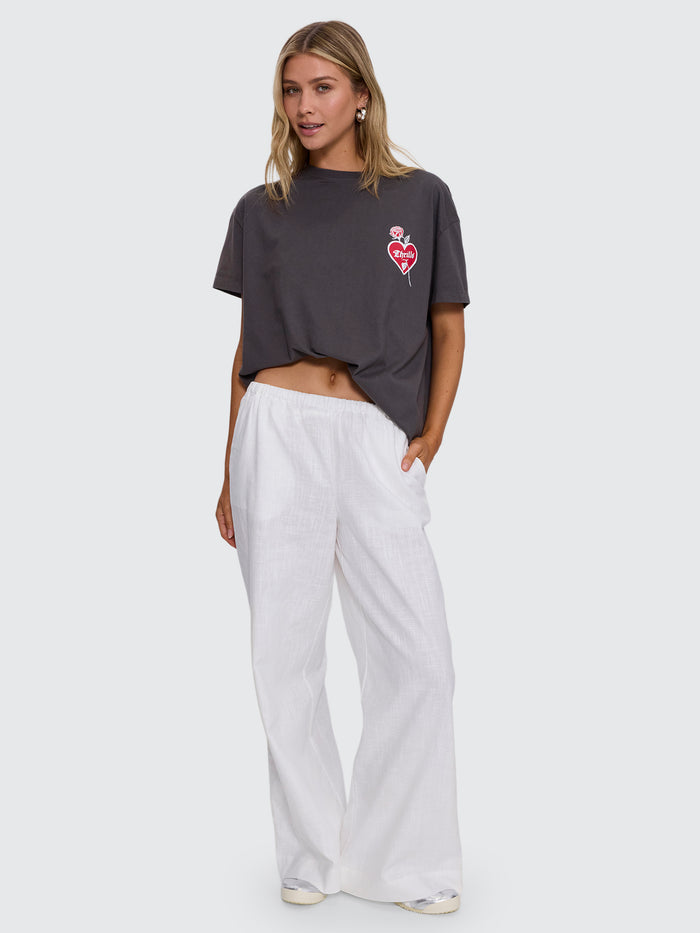 Pluckable Easy Tee - Merch Black 4