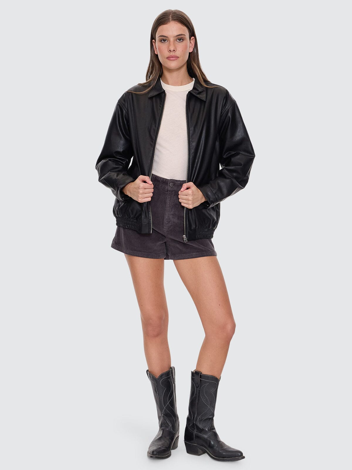 Erica Cord Short - Dark Charcoal 4