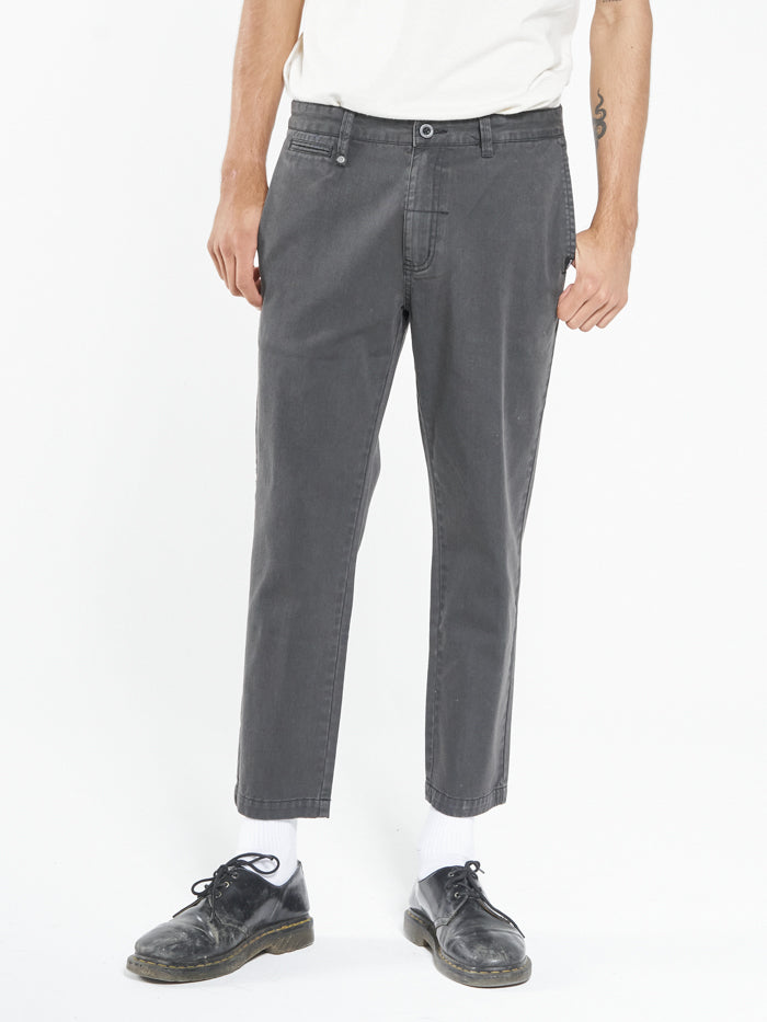 Minimal Thrills Work Chopped Chino - Merch Black