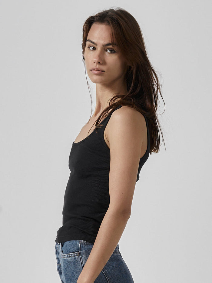 Plunge Rib Tank - Black